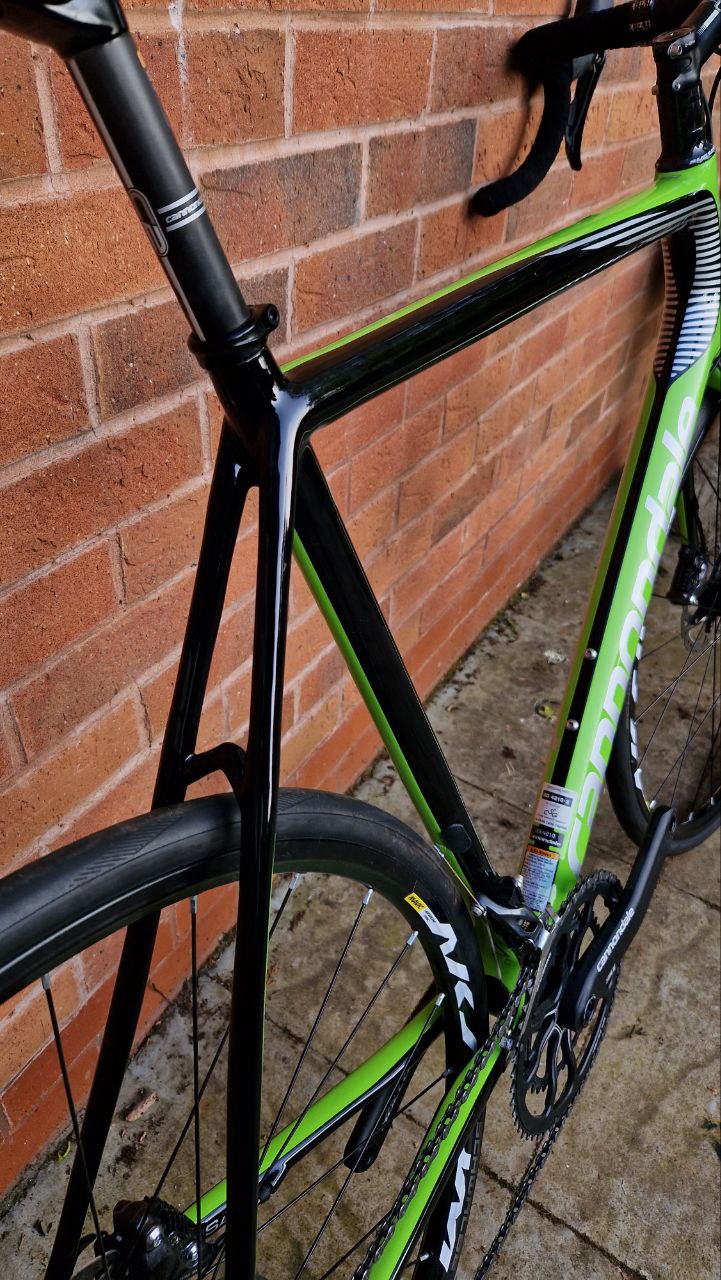 Cannondale Supersix Evo Hi-Mod Carbon Ultegra Light Disc Road Bike - Mint - 58cm