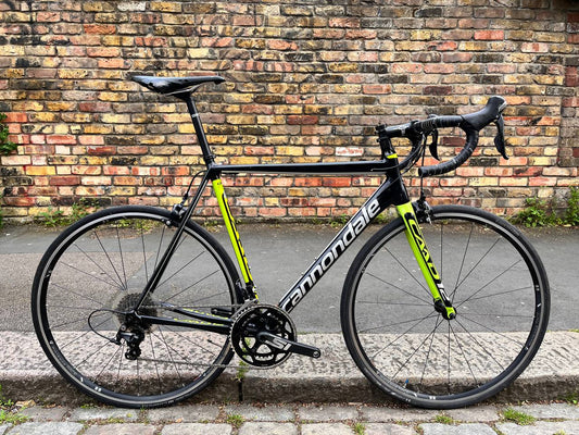 Cannondale Caad 12 Shimano 105 Aluminium Light Road Bike Mavic Aksium 56cm