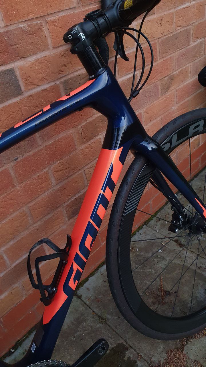 Giant TCR Advanced Pro 2 Shimano 105 11 speed Carbon Disc Road Bike - ML 56cm