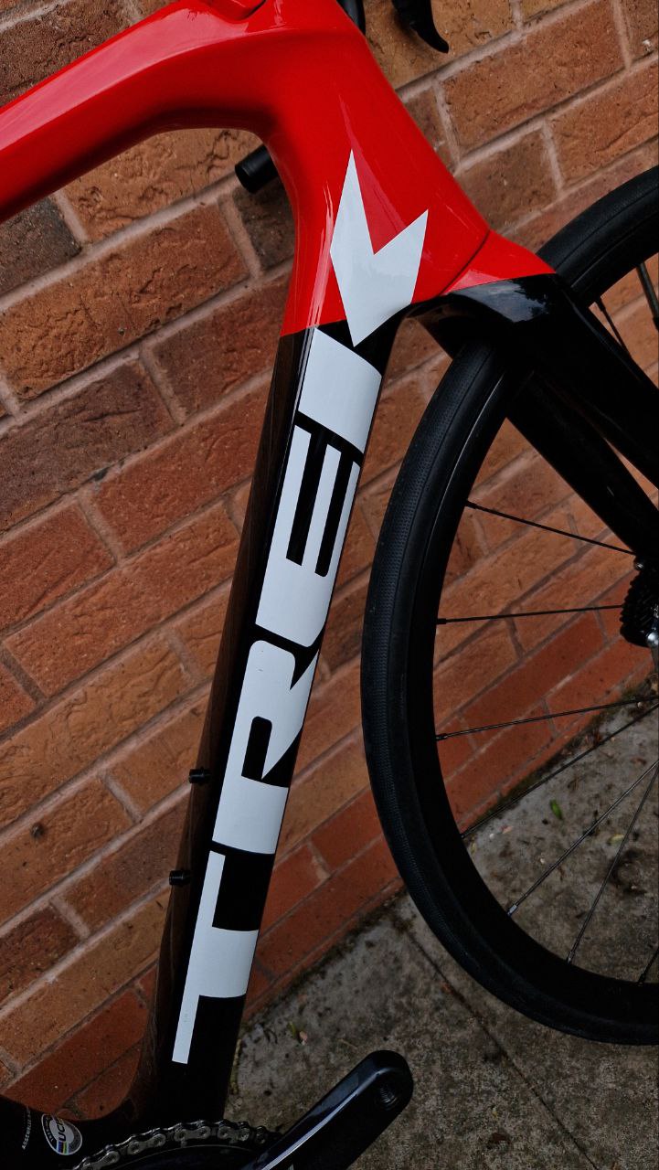 Trek Emonda SL6 Ultegra Disc Carbon Road Bike - Mint condition - Light - 58cm