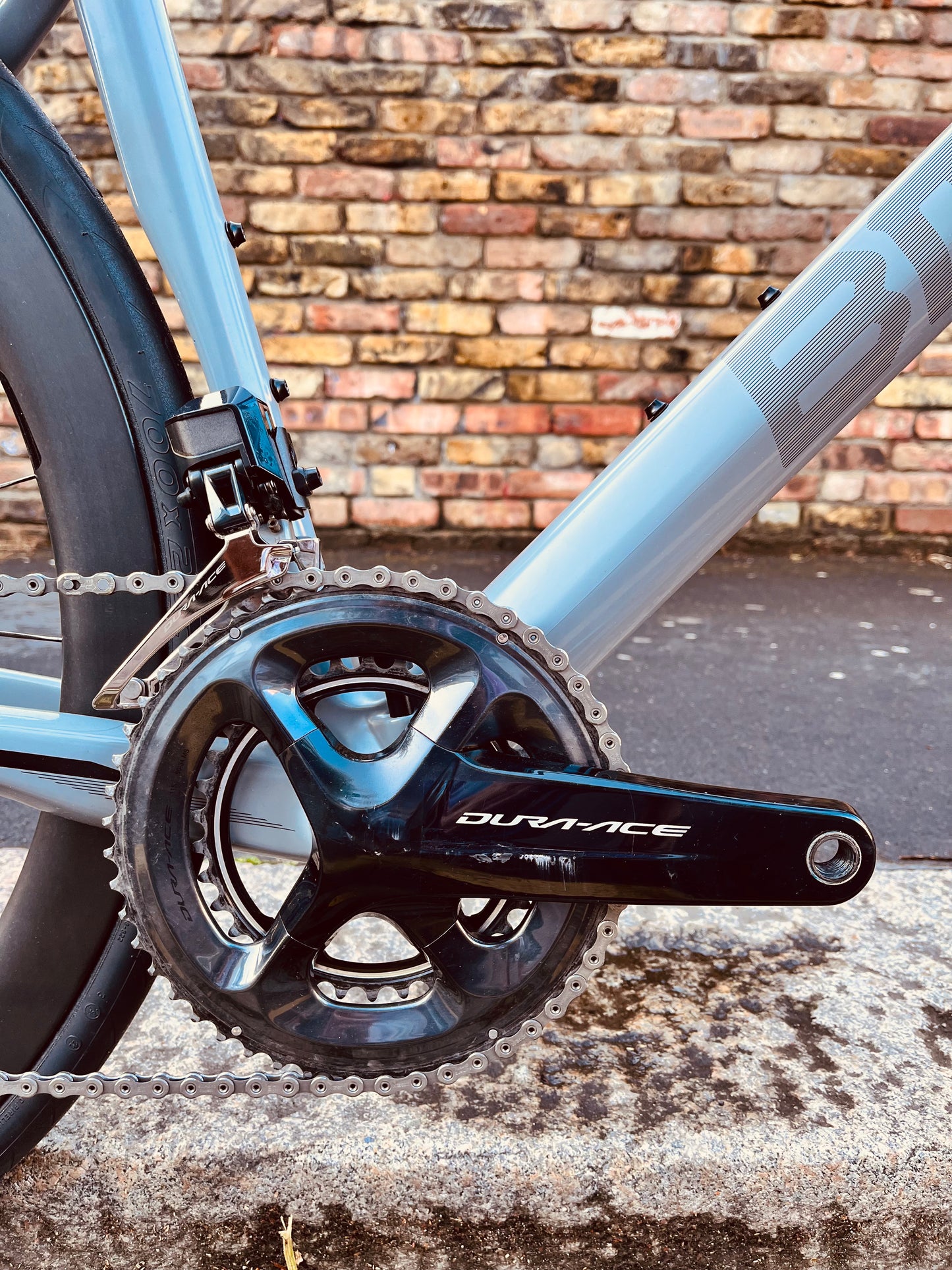 BMC RoadMachine 01 ONE with DURA-ACE Di2