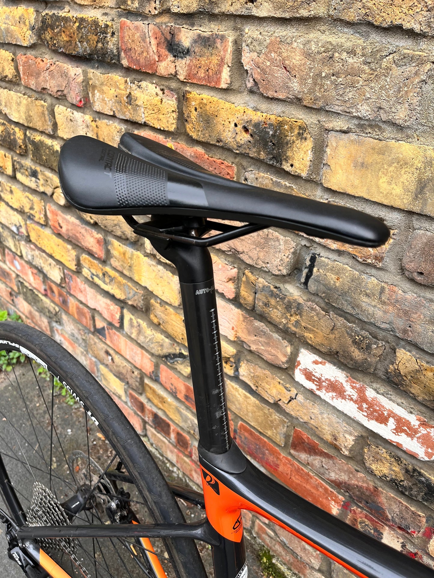 Giant Defy Advanced 2 Shimano 105 Carbon Road Bike - 54cm M