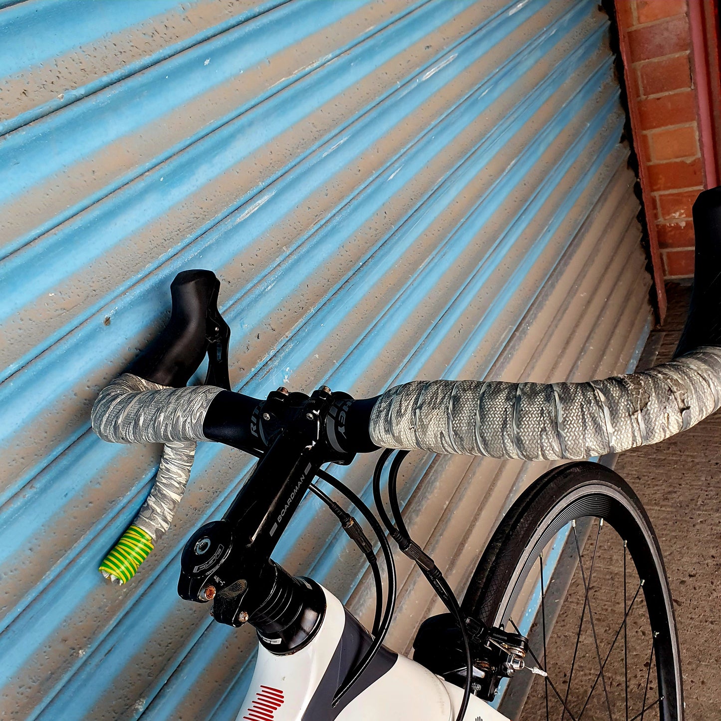 Boardman C7 Shimano 105 R7000 Carbon Road Bike - 53cm/54cm
