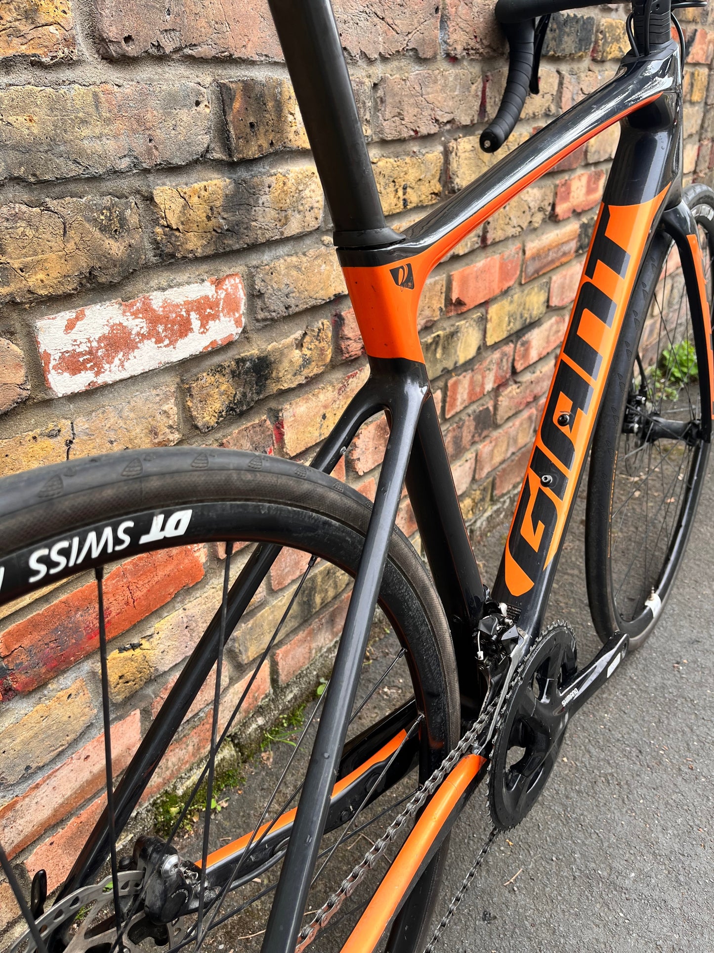 Giant Defy Advanced 2 Shimano 105 Carbon Road Bike - 54cm M