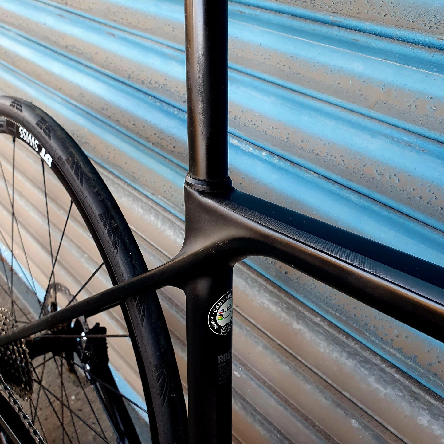 Canyon Ultimate CF SL Shimano 105 R7000 Carbon Disc Road Bike - XSs