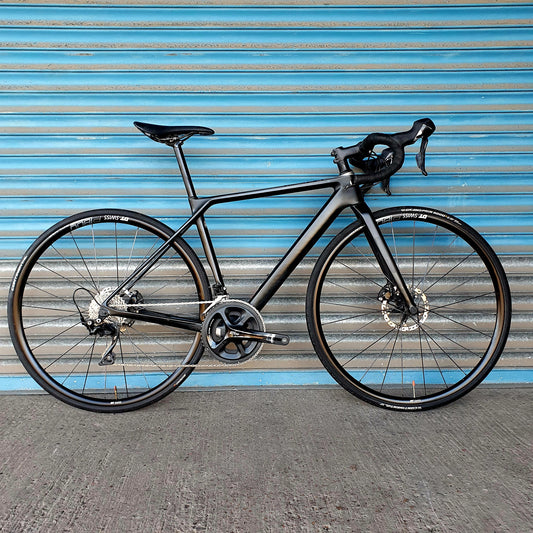 Canyon Ultimate CF SL Shimano 105 R7000 Carbon Disc Road Bike - XSs