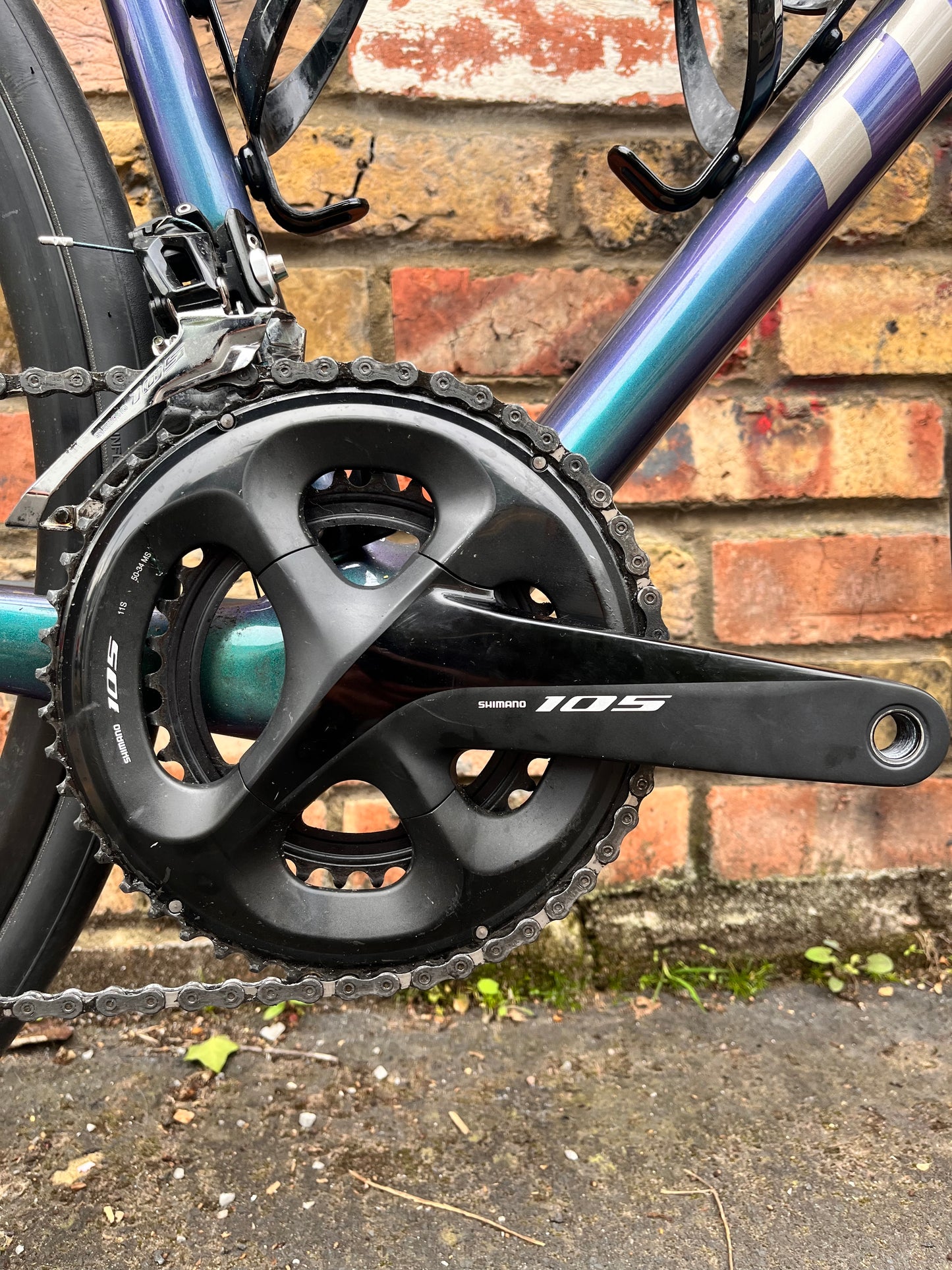 Trek Emonda SL5 105 Carbon Disc Road Bike - 56cm - Emerald Iris