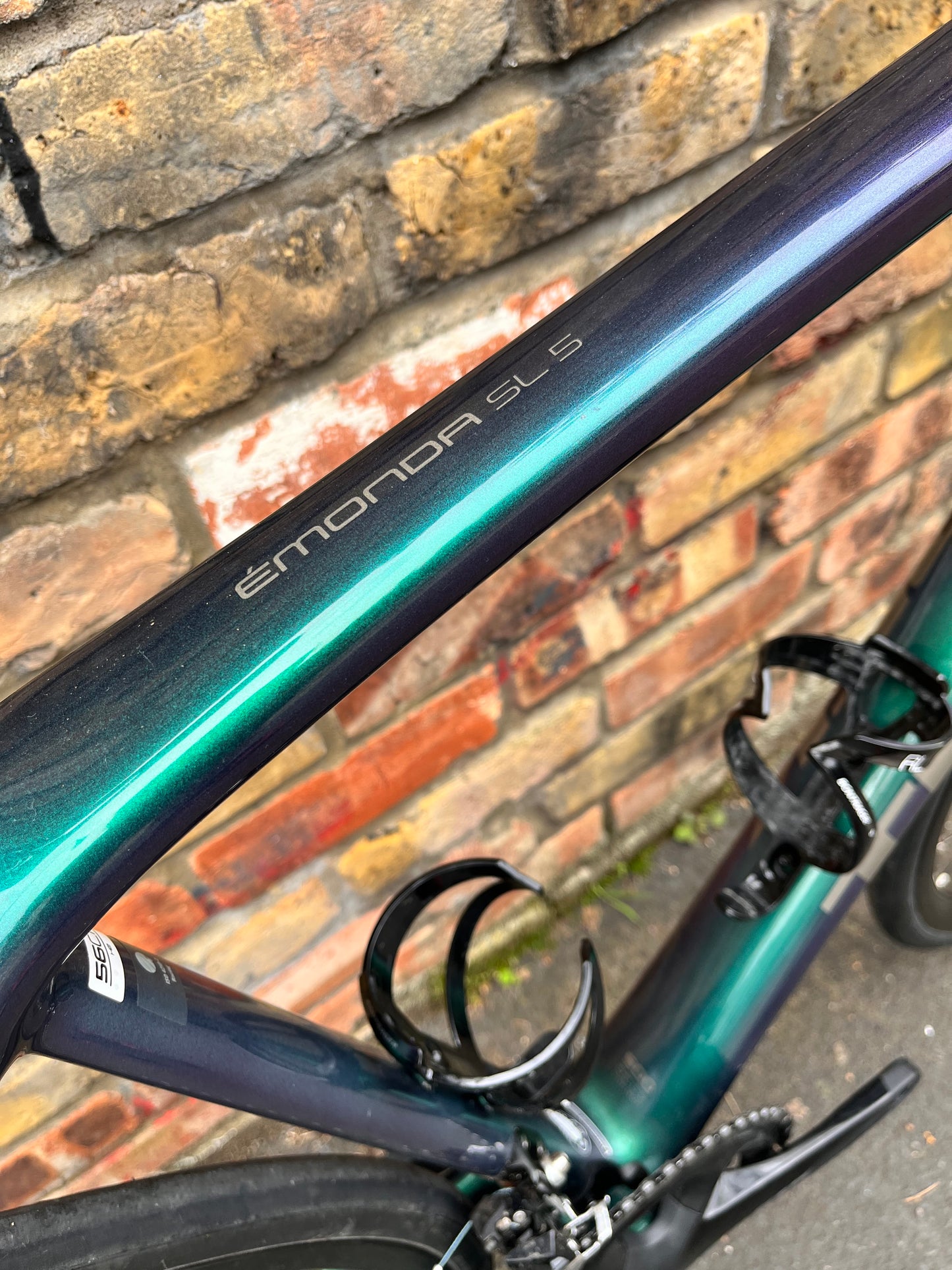 Trek Emonda SL5 105 Carbon Disc Road Bike - 56cm - Emerald Iris