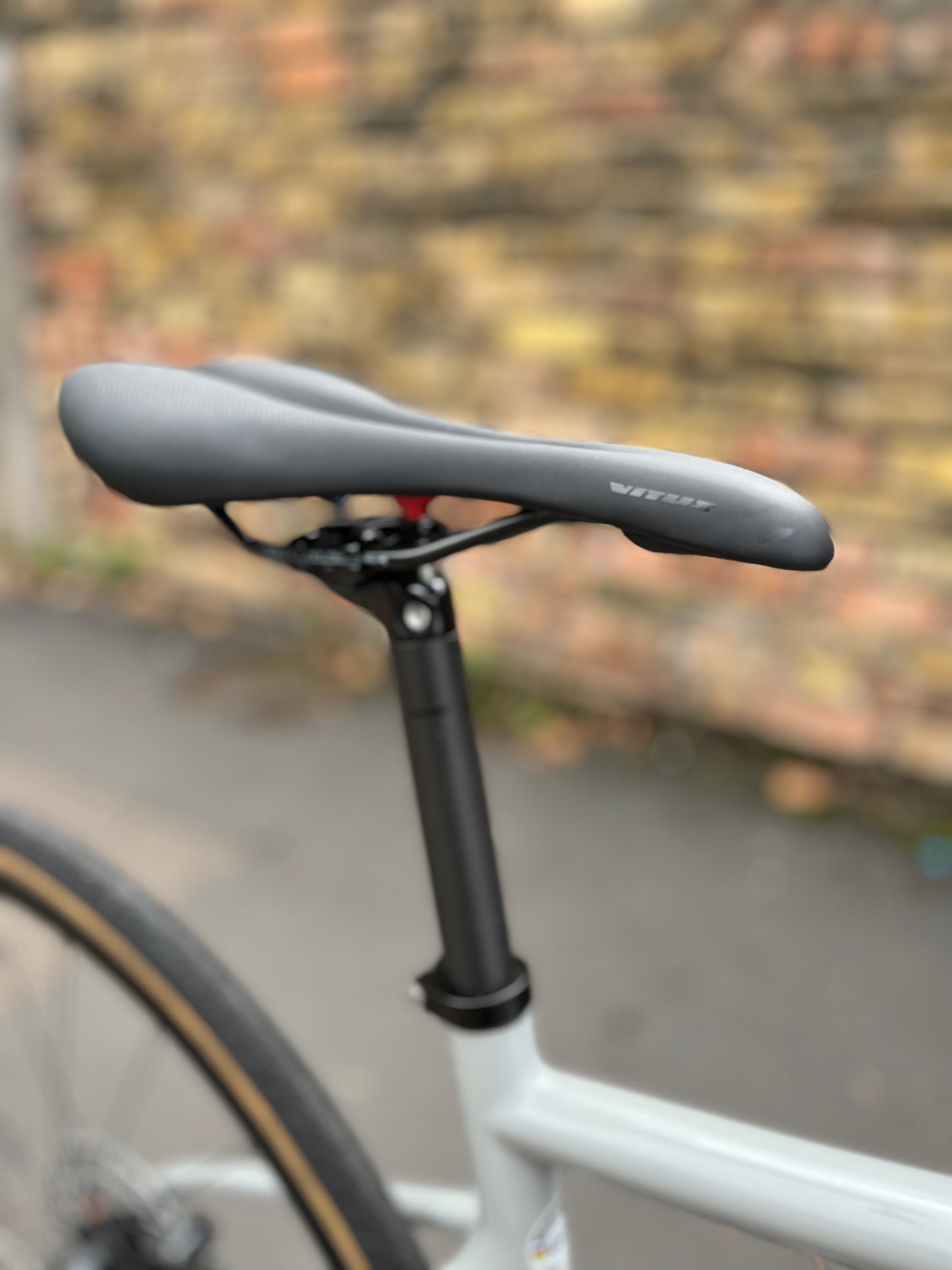 Vitus Zenium CRS Ultegra Di2 Carbon Disc size Small