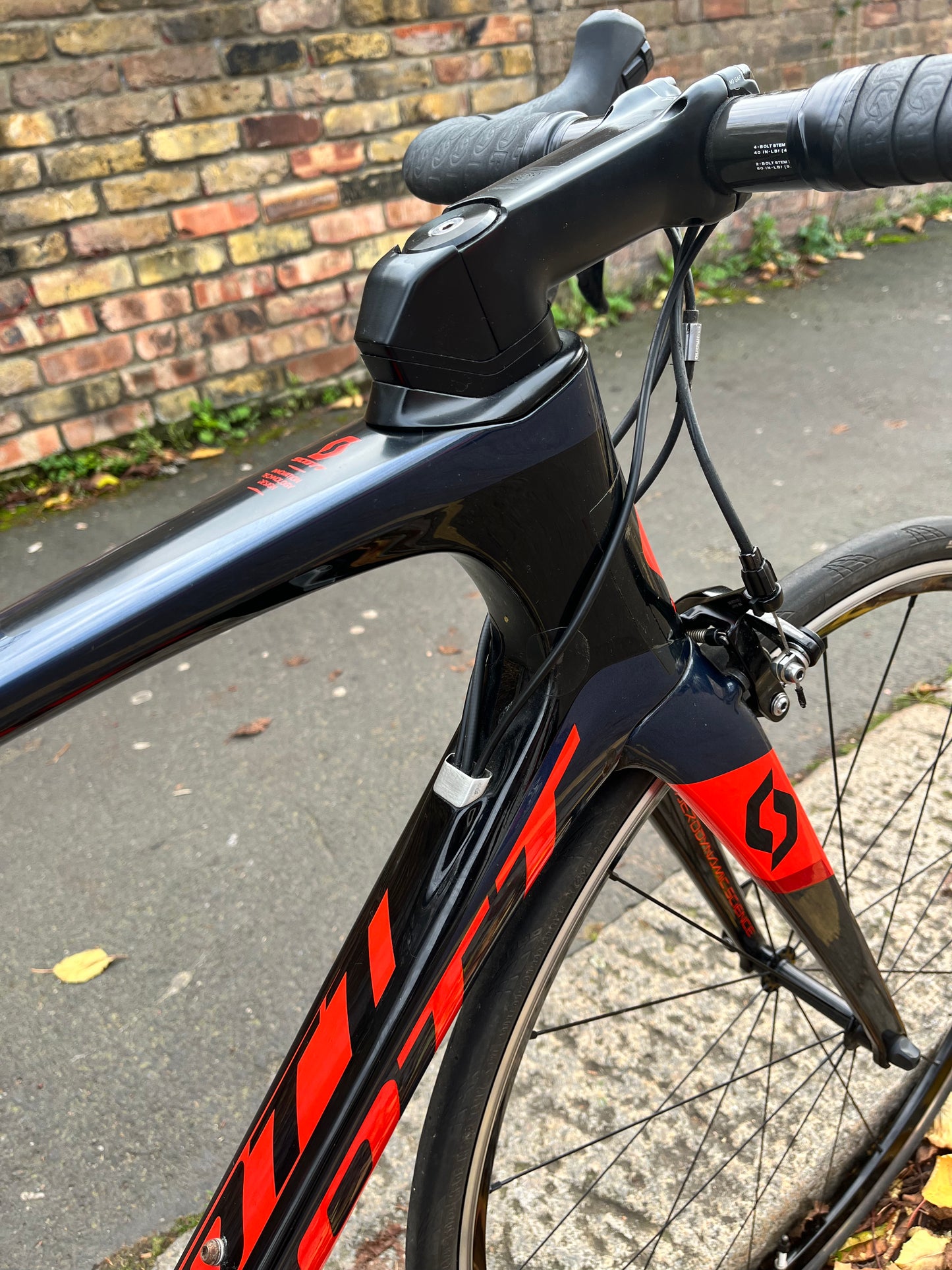 Scott Foil Carbon Road Bike size 54