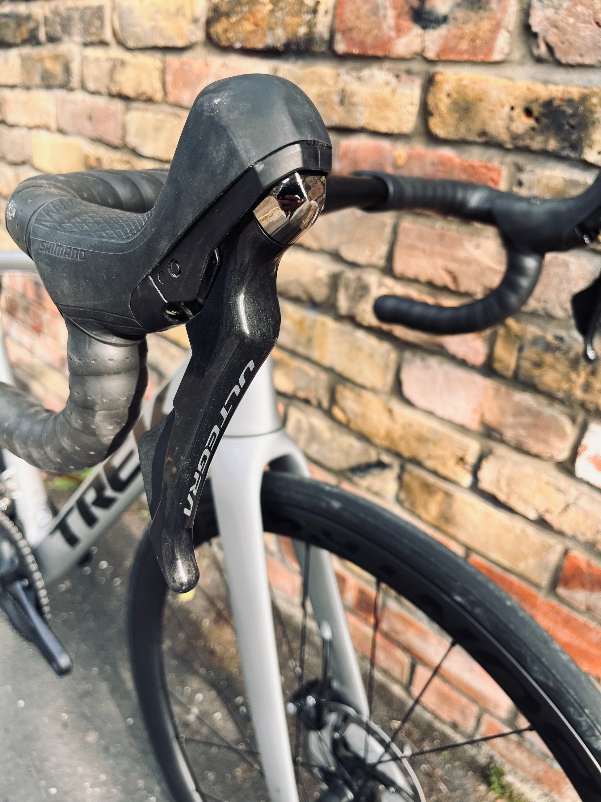 Trek Emonda SL Ultegra Carbon Disc Road Bike 54cm Kaiser Bikes