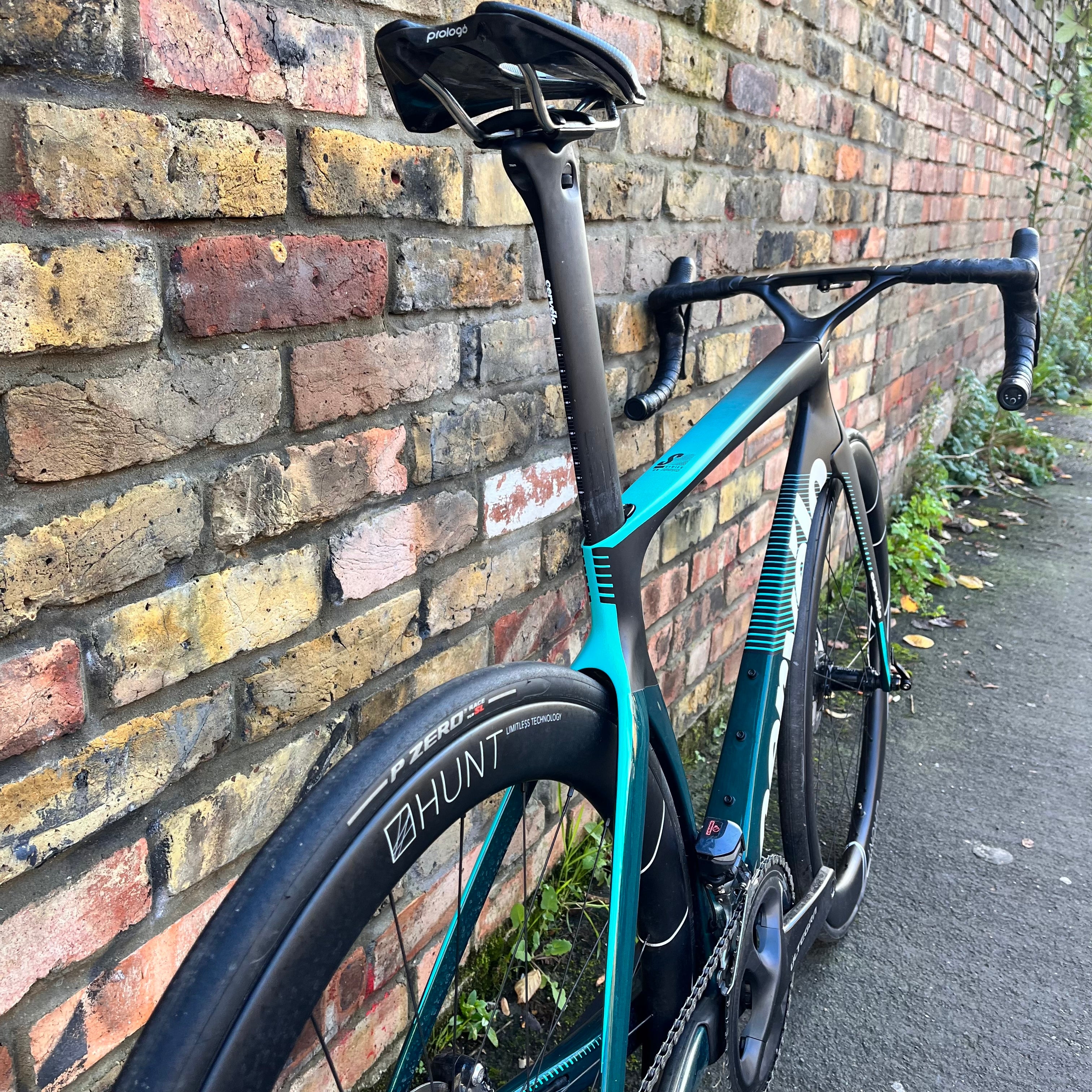 Cervelo S5 Aero Road Bike with Shimano Di2 and Hunt Aero Wheels