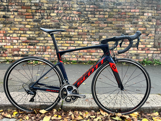 Scott Foil Carbon Road Bike size 54
